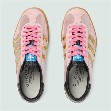 gazelle gucci rosse|x gucci gazelle low top.